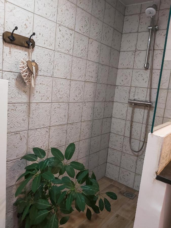 Etoilevacances Chambres D Hotes Campagne En Lavande Saint-Cezaire-sur-Siagne Luaran gambar