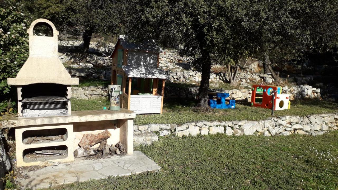 Etoilevacances Chambres D Hotes Campagne En Lavande Saint-Cezaire-sur-Siagne Luaran gambar